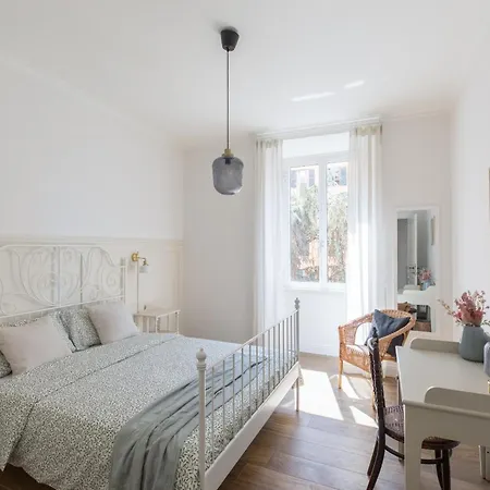 Fabio Apt Penzion *
